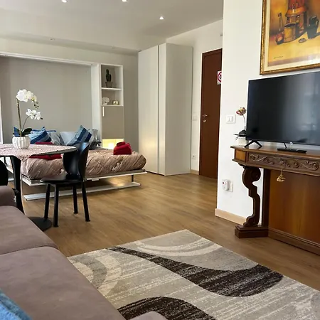 Valverde And Apartment